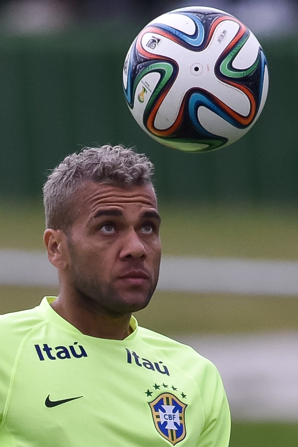 3 pentru Ballon d Or, 20 pentru SALON d Or :) Batalie teribila pentru cea mai tare freza a anului! Ce fotbalisti au fost nominalizati