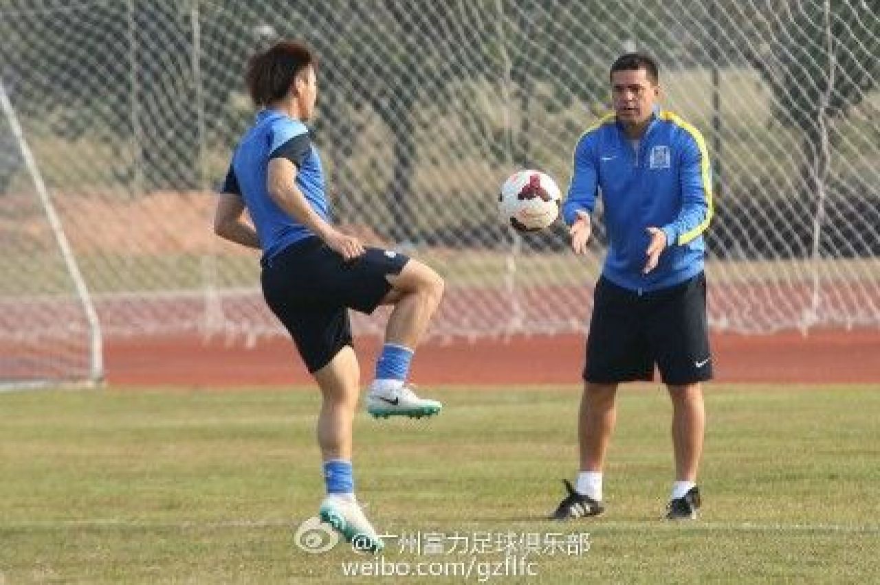 Campionul mondial care il va ajuta pe Cosmin Contra in China. Care a fost prima sa la problema la Guangzhou_2