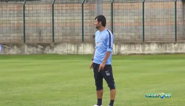 Distractie pentru stelisti la antrenamente! Mai stii cum joaca fotbal Galca si Dica? :) VIDEO