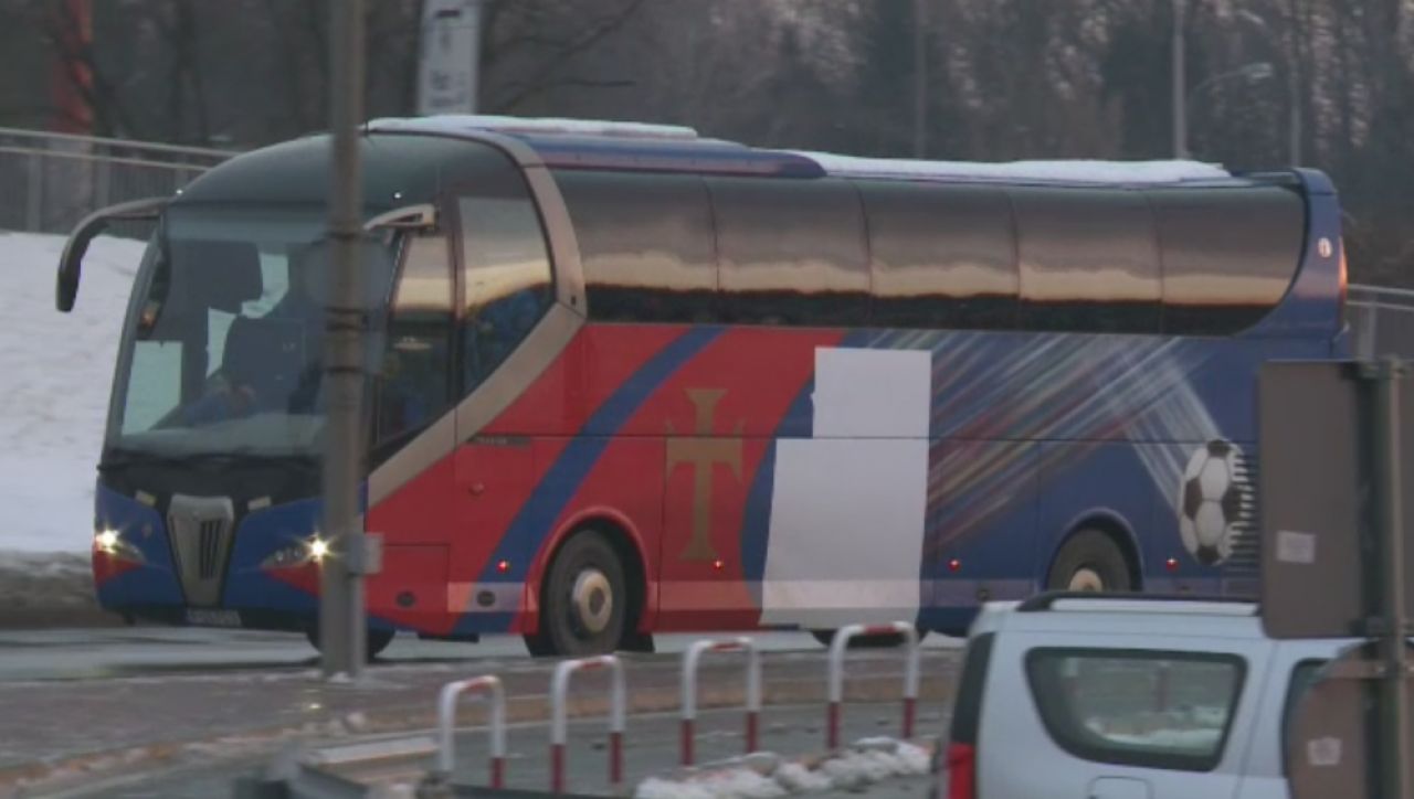 IMAGINI FABULOASE de la plecarea Stelei! Ce s-a intamplat cu stema de pe autocar si care e noul nume al echipei_2