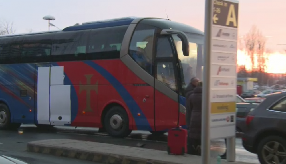 IMAGINI FABULOASE de la plecarea Stelei! Ce s-a intamplat cu stema de pe autocar si care e noul nume al echipei_4