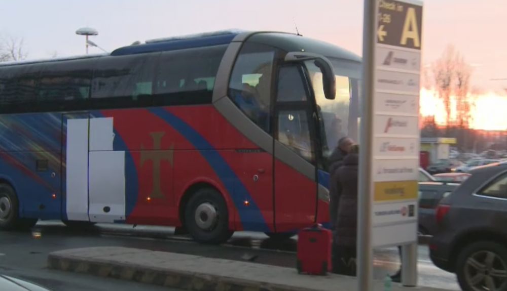 IMAGINI FABULOASE de la plecarea Stelei! Ce s-a intamplat cu stema de pe autocar si care e noul nume al echipei_4