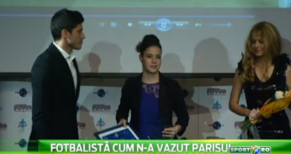 Cea mai buna jucatoare de fotbal din Romania bate loviturile libere ca Ronaldo si dribleaza ca Sanmartean si Messi! VIDEO