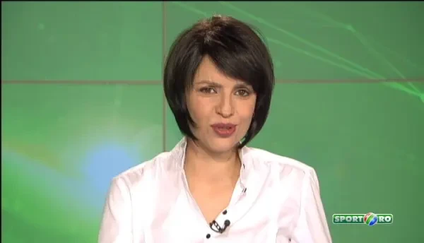 Un spaniol e campion la trucuri pe motor! A reusit o intoarcere imposibila. Nici el nu poate explica cum a facut asta in aer!