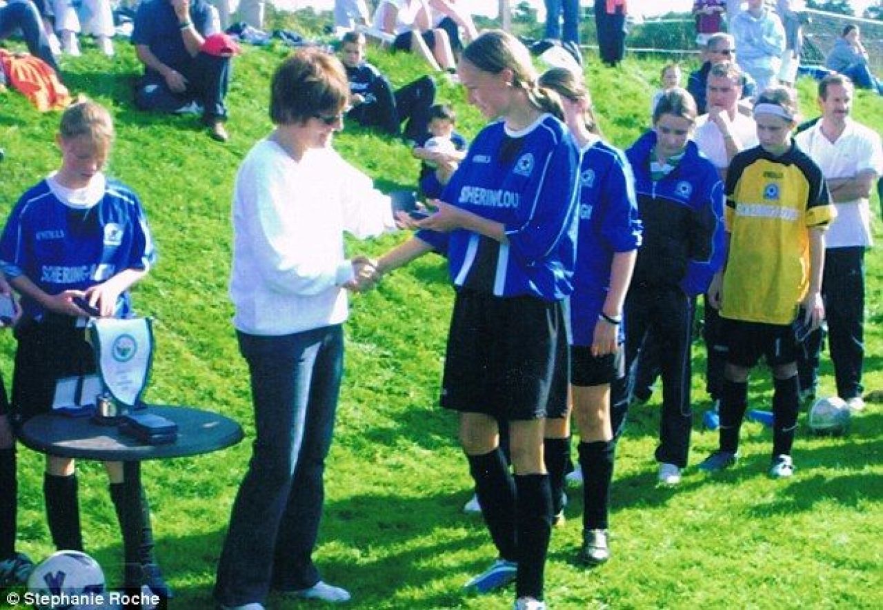 In copilarie, baietii ii invineteau picioarele; acum, Messi si Ronaldo nu si-au putut lua ochii de la ele :) Povestea fantastica a primei femei nominalizate la trofeul Ferenc Puskas_8