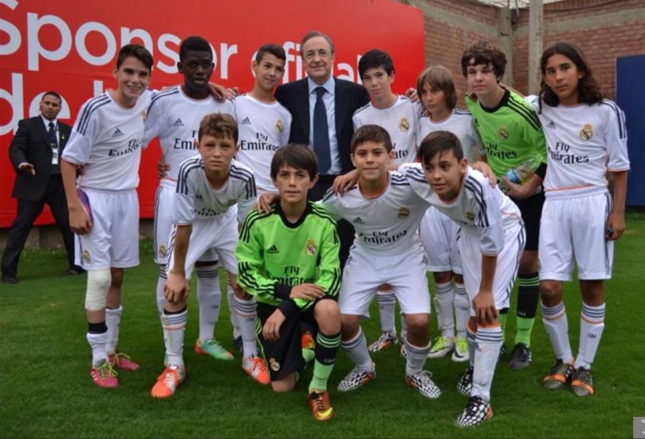 FABULOS | Cine e primul jucator roman impresariat de Jorge Mendes, agentul lui Ronaldo, Falcao si Mourinho_1
