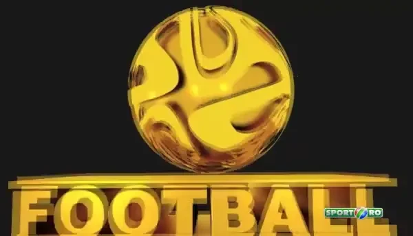 TOCILAR? Pustiul asta a vrut sa arate ca-l imita pe Messi la jonglerii! Ce obiecte poate sa tina pe picior! VIDEO