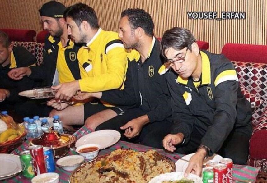 Imagini de senzatie cu Sanmartean si Szukala dupa o saptamana la Al Ittihad! Piturca e deja IDOL! VIDEO