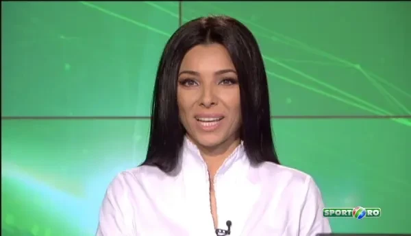 Prima nationala cu suporteri...inchiriati! :) Fanii platiti fac senzatie la CM de Handbal! Pentru ce tara canta