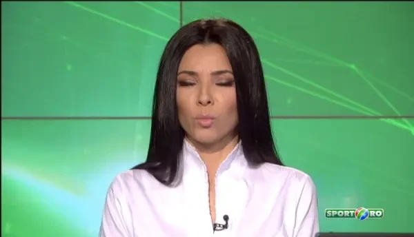 Un sloven a inventat un nou tip de parkour, mult mai spectaculos ! Omul plonjeaza prin locuri incredibile!