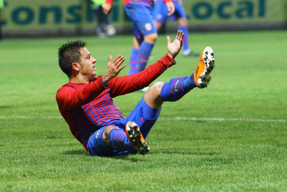 Fost jucator la Steaua, Tibi Balan ii ironizeaza pe ros-albastri: Nu stiu ce inseamna FCSB . Unde a ajuns sa joace mijlocasul