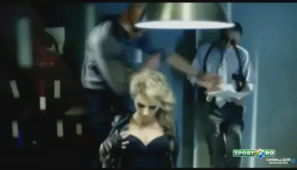 VIDEO Alexandra Stan: "Imi plac fotbalistii, nu o echipa anume" Ce le-a spus italienilor despre fotbalul din Romania