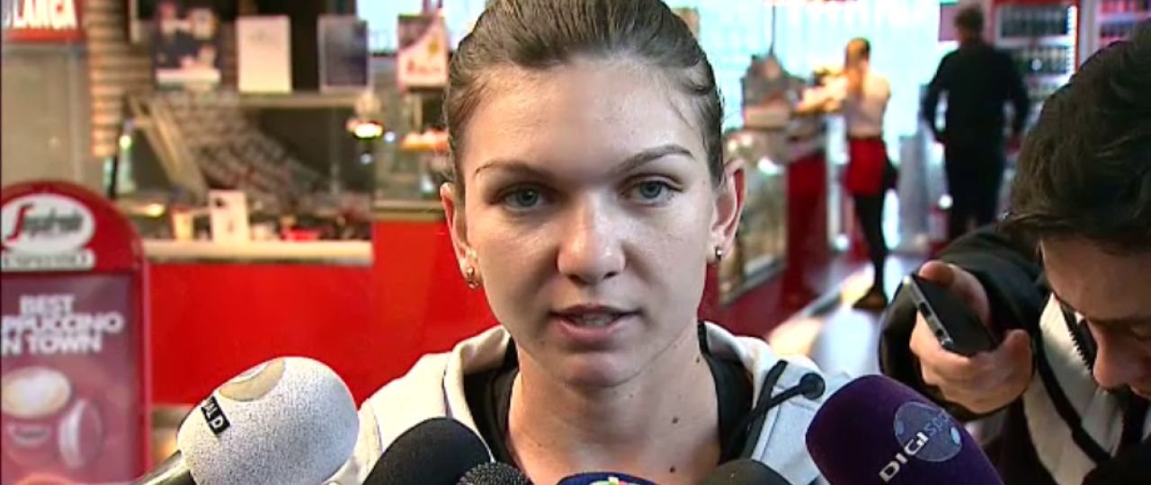 Surpriza pentru Simona Halep azi la revenirea in Romania. Cu ce s-a trezit pe aeroport, in Bucuresti. FOTO_5
