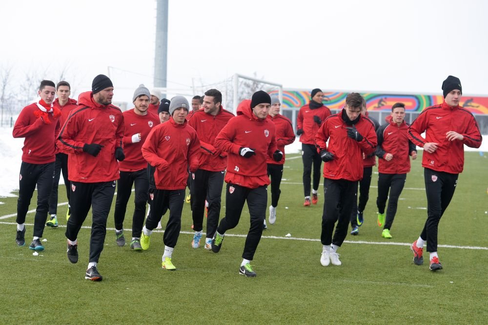 NEW DINAMO continua cu un nou transfer :) Dupa Marius Niculae, au adus un jucator care va face 32 de ani in doua saptamani