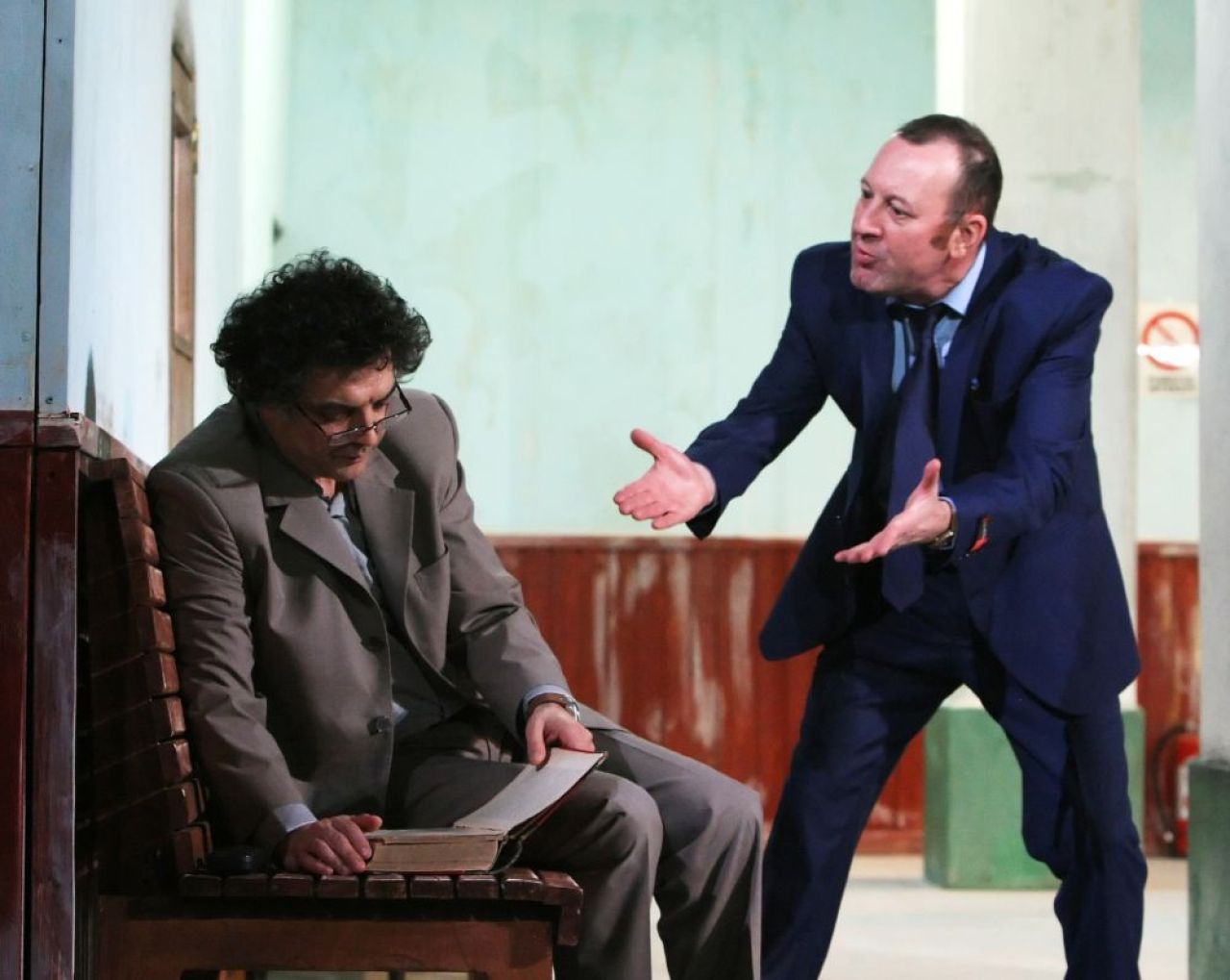 Asta chiar e comedie! Lovitura de teatru: replica familiei Borcea dupa ce Steaua i-a luat pe dinamovistii Tamas si Tucudean :)_1