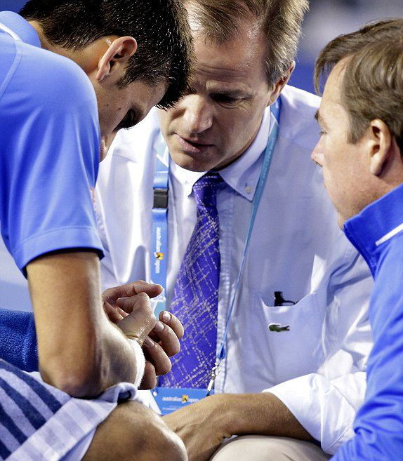 Djokovici a castigat finala Australian Open: 7-6, 6-7, 6-3, 6-0 in fata lui Murray! A 4-a finala pierduta de britanic la Melbourne_5