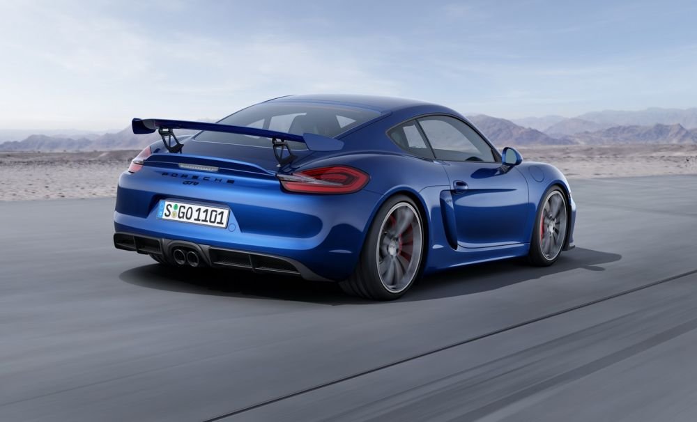 FOTO O noua bijuterie de la Porsche! Are 380 de cai si consuma doar 10 l/100km! Uite cum arata_9