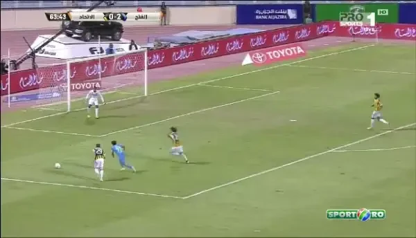 Sanmartean, UMILIT la primul meci in Arabia Saudita! Ce i-a facut fostul stelist Elton in careu