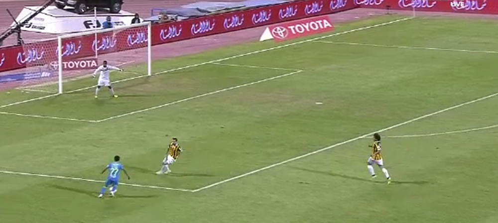 Sanmartean, UMILIT la primul meci in Arabia Saudita! Ce i-a facut fostul stelist Elton in careu