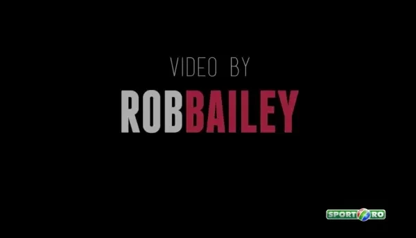 FABULOS! Ce face aceasta fetita de 13 ani la sala e INUMAN! Ce face in fata acestei bare cu 110 kg pe ea