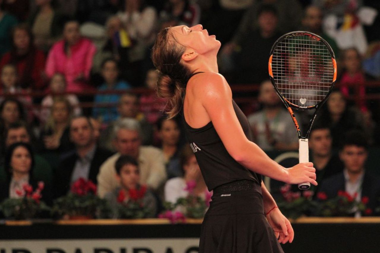 Imaginile transformarii Simonei Halep. Ce a incercat sa faca Tiriac in loja in timp ce Simona ceda nervos pe teren. Galerie FOTO_1