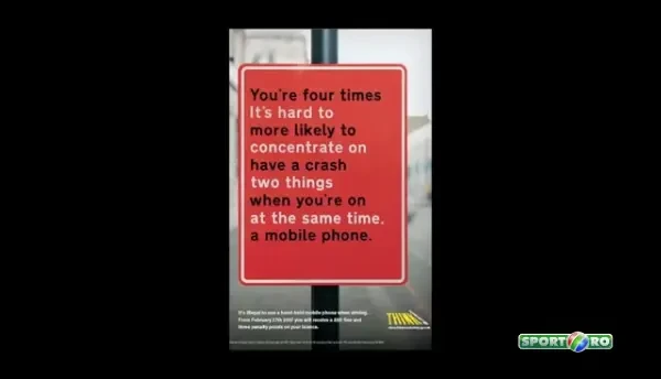 Soferul care a dus termenul de multitasking la un nou nivel. Ce facea in timp ce conducea masina. Polita il cauta acum