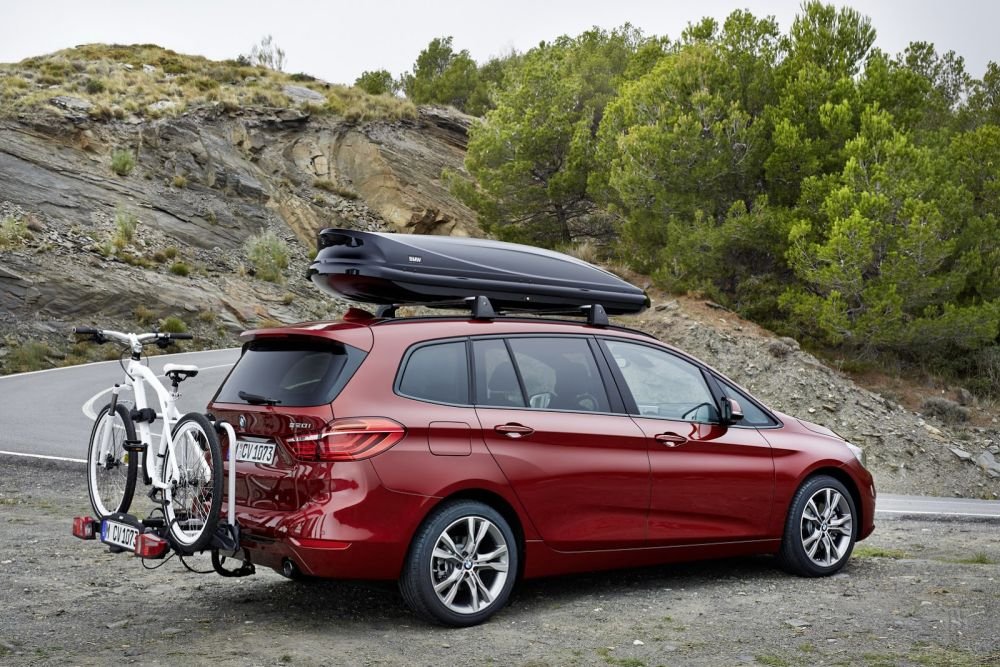 FOTO S-a lansat primul BMW cu 7 locuri. Surpriza pregatita de nemti pentru familisti _7