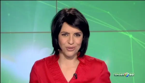 Secretul cu care Laura Cosoi a obtinut un fizic PERFECT: Asa am fost crescuta! Ce face in fiecare zi