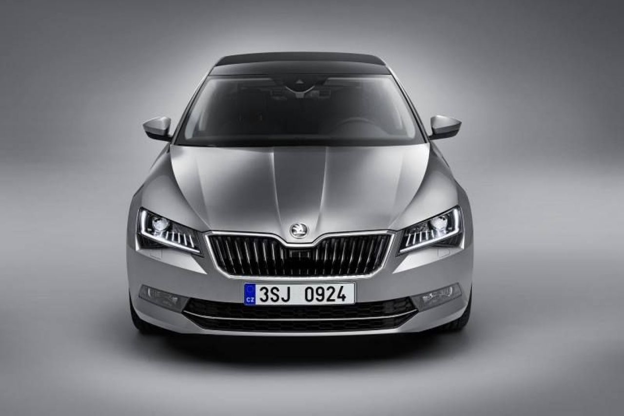 FOTO Primele imagini cu unul dintre cele mai asteptate modele ale anului! Cum arata noua Skoda Superb_4