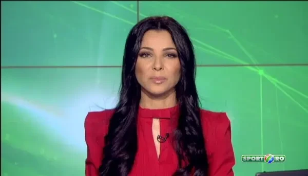 Un campion la inot al Americii si-a gasit piscina de acasa plina de zapada. Ce credeti ca a facut?