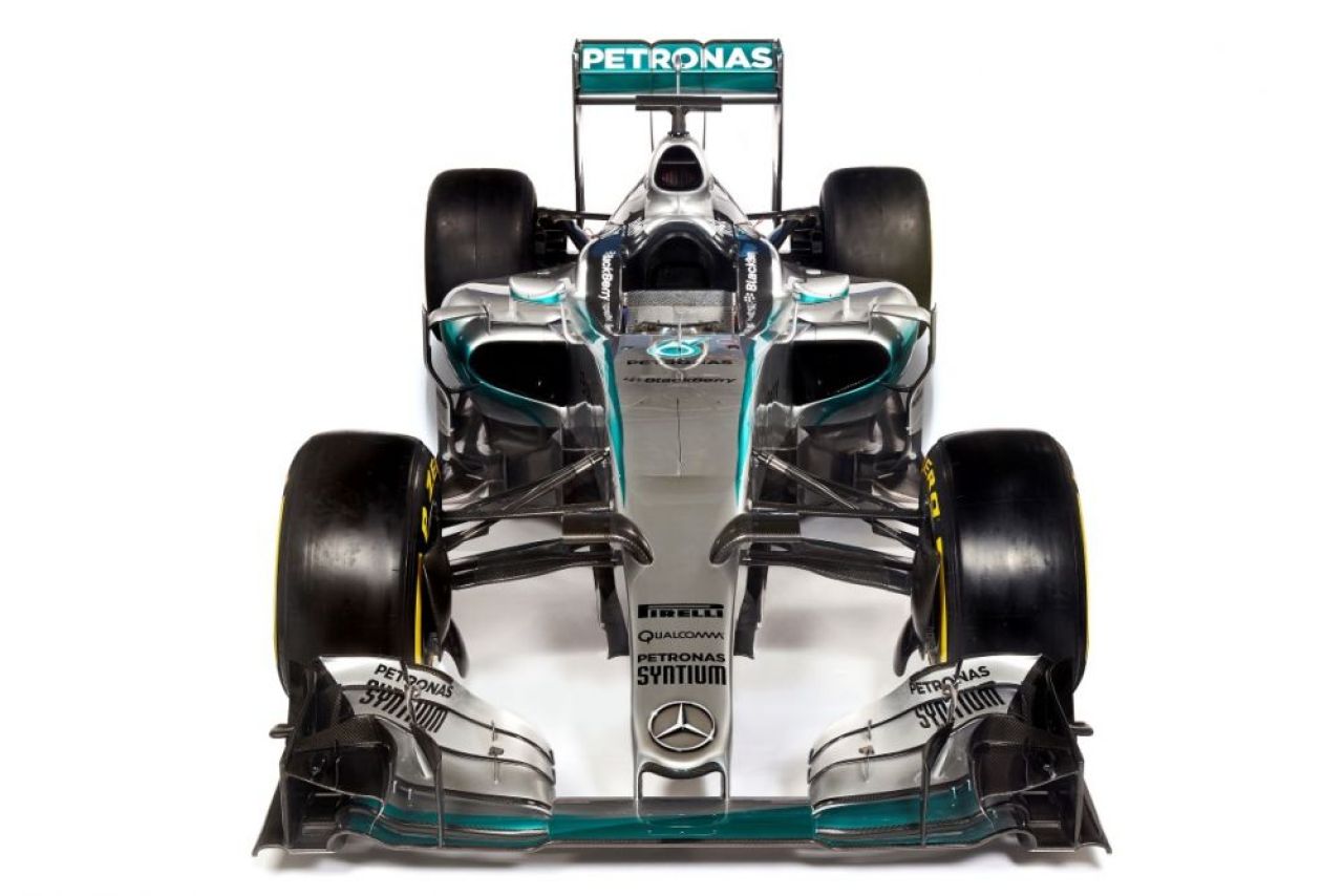 GALERIE FOTO: Cum arata monoposturile de Formula 1 pentru 2015! Red Bull si-a CAMUFLAT secretele sub un design NEBUN_2