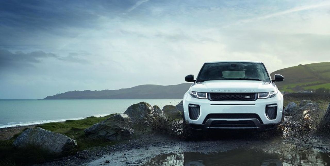 FOTO Noul Evoque vine direct din STAR WARS! Primele imagini cu noul model lansat de Range Rover_1