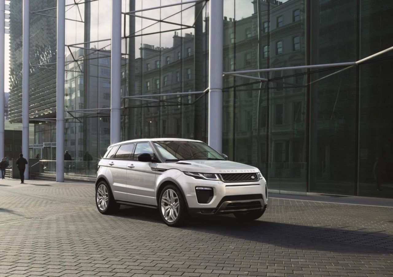 FOTO Noul Evoque vine direct din STAR WARS! Primele imagini cu noul model lansat de Range Rover_11
