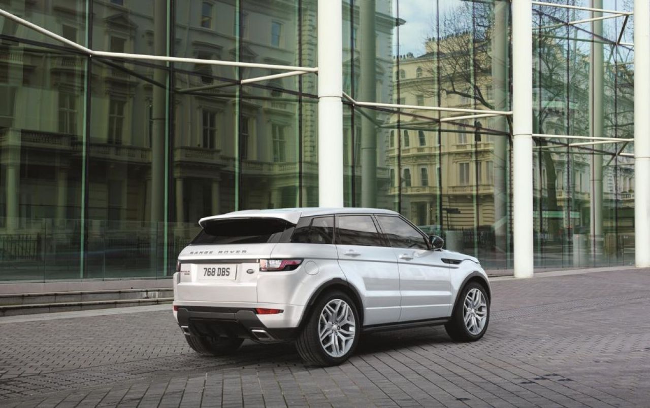 FOTO Noul Evoque vine direct din STAR WARS! Primele imagini cu noul model lansat de Range Rover_12