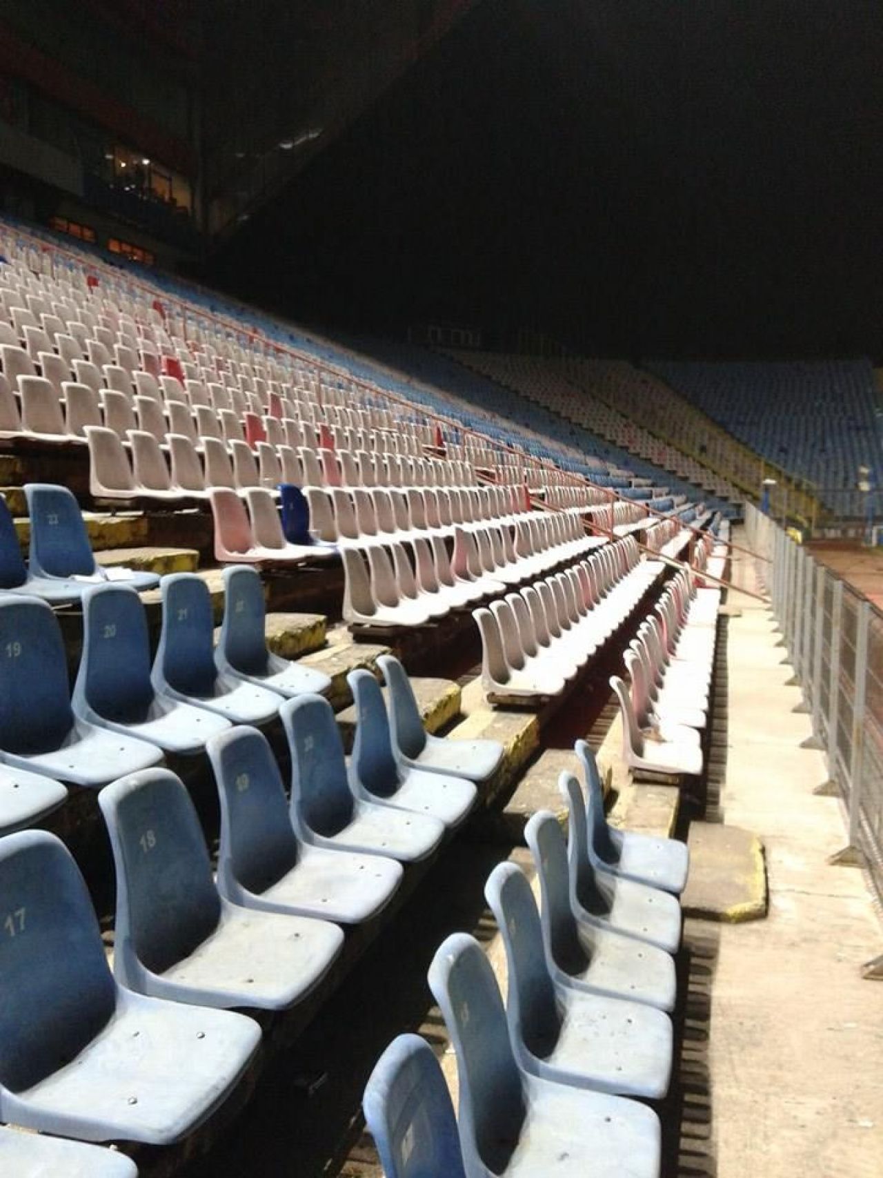 PENTRU ASTA plateste Steaua MILIONUL de euro in fiecare an! Imagini INCREDIBILE surprinse in Ghencea. Situatie UNICA in Liga I_9