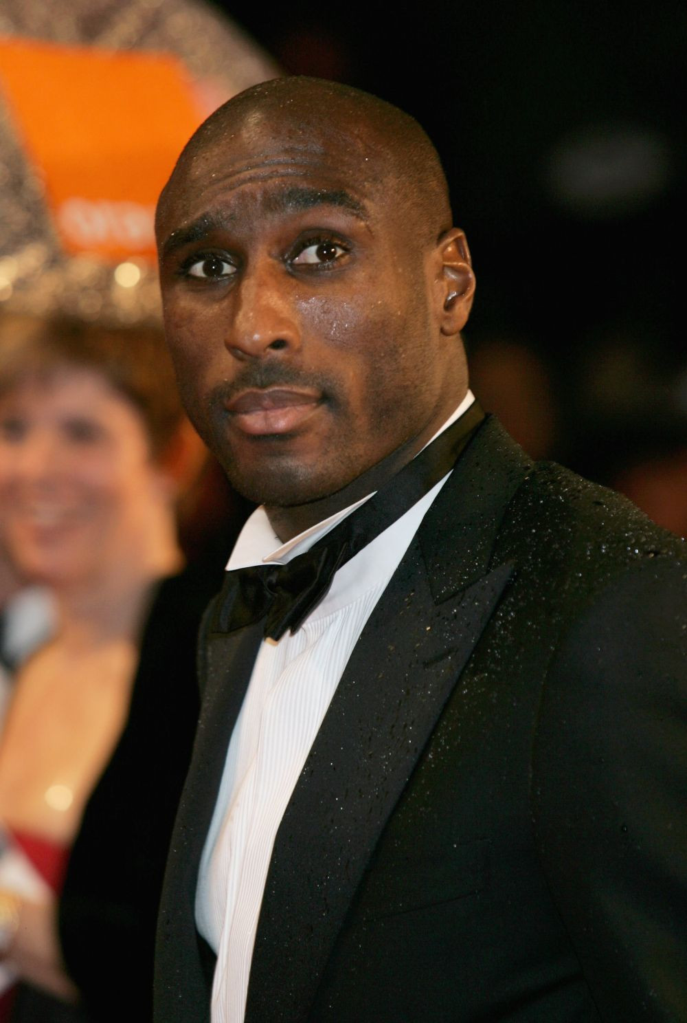 De pe terenul de fotbal la primaria celui mai populat oras din Europa! Sol Campbell, decis sa candideze pentru postul de primar al Londrei_6