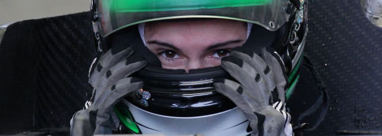 Are 15 ani si este prima femeie pilot din Romania care viseaza la Formula 1. Ce performanta a atins_7