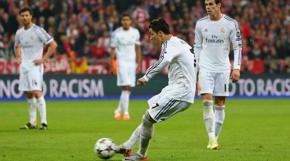 Balonul de Aur s-a dezumflat :) Cristiano a uitat cum se bat loviturile libere! Ce s-a intamplat la ultimele 51 de executii