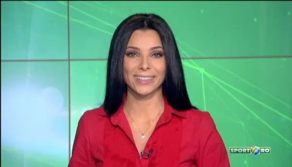 Cel mai frumos cadou pentru o tenismena din Rusia de 8 martie! Un fan a intrat pe teren si a cerut-o in casatorie. VIDEO