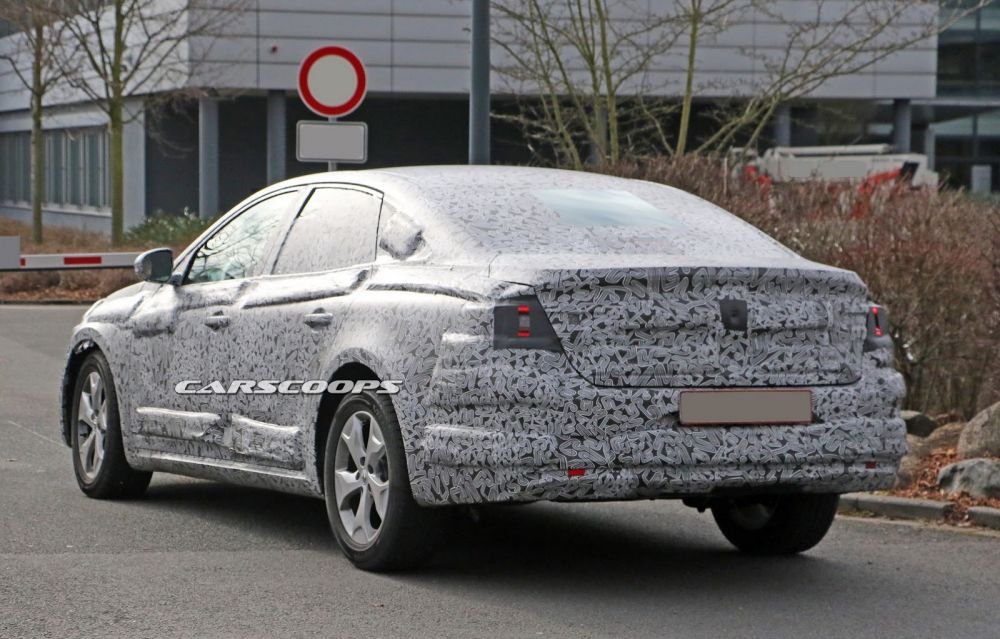 E asta bomba pregatita de Dacia si Renault? Noul SEDAN de LUX a fost scos la plimbare, dar misterul inca planeaza: FOTO SPION_11