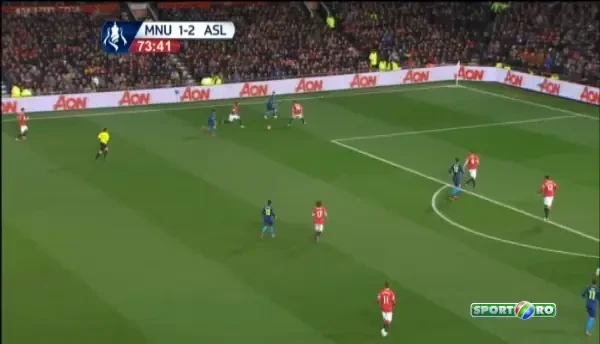 De Gea scoate senzational dupa ce un jucator de la Arsenal a tras puternic de la 14 metri