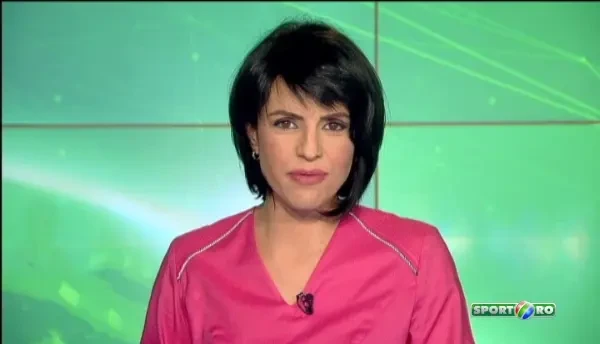 Imagini unice in Giulesti. In timp ce Moraru vrea sa redeschida peluza dupa 9 ani, fanii au facut asta la stadion