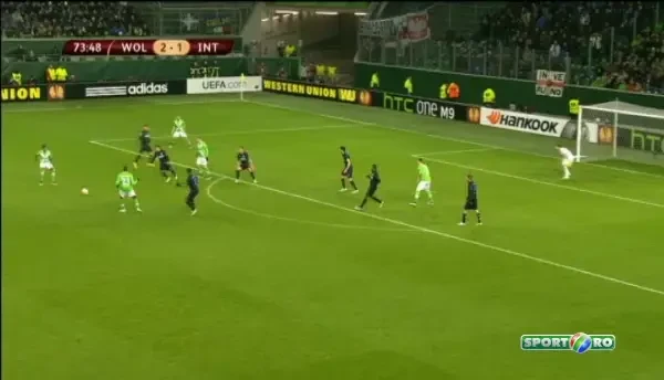 WOLFSBURG 3-1 INTER, minutul 76. De Bruyne reuseste dubla cu o executie superba din lovitura libera