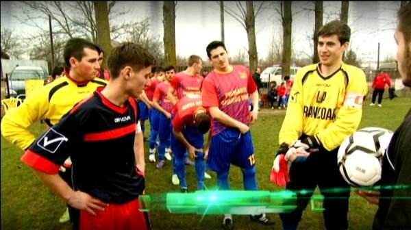 Nu este o gluma! La Steaua se bea si se fumeaza pe banca si in timpul meciurilor oficiale! La Steaua Radovanu, in liga a 4-a :)