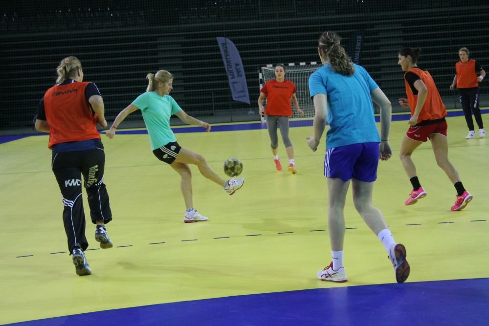 Noul selectioner al nationalei de handbal are planuri mari, dar nu se hazardeaza: 