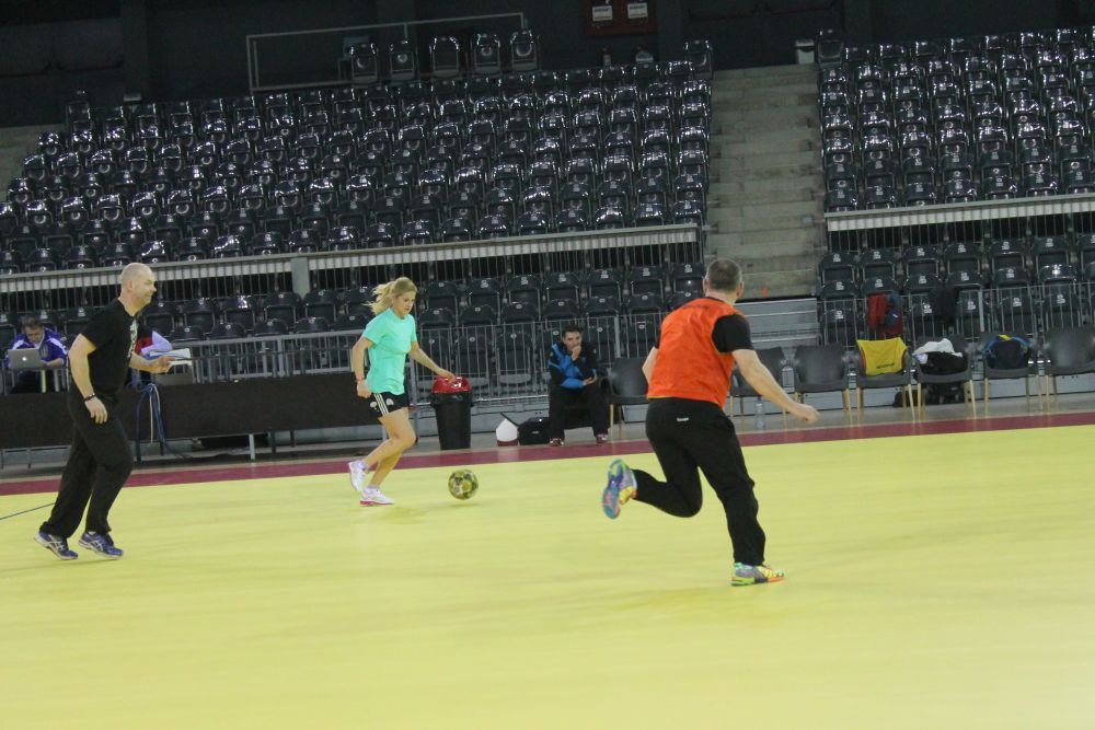 Noul selectioner al nationalei de handbal are planuri mari, dar nu se hazardeaza: 