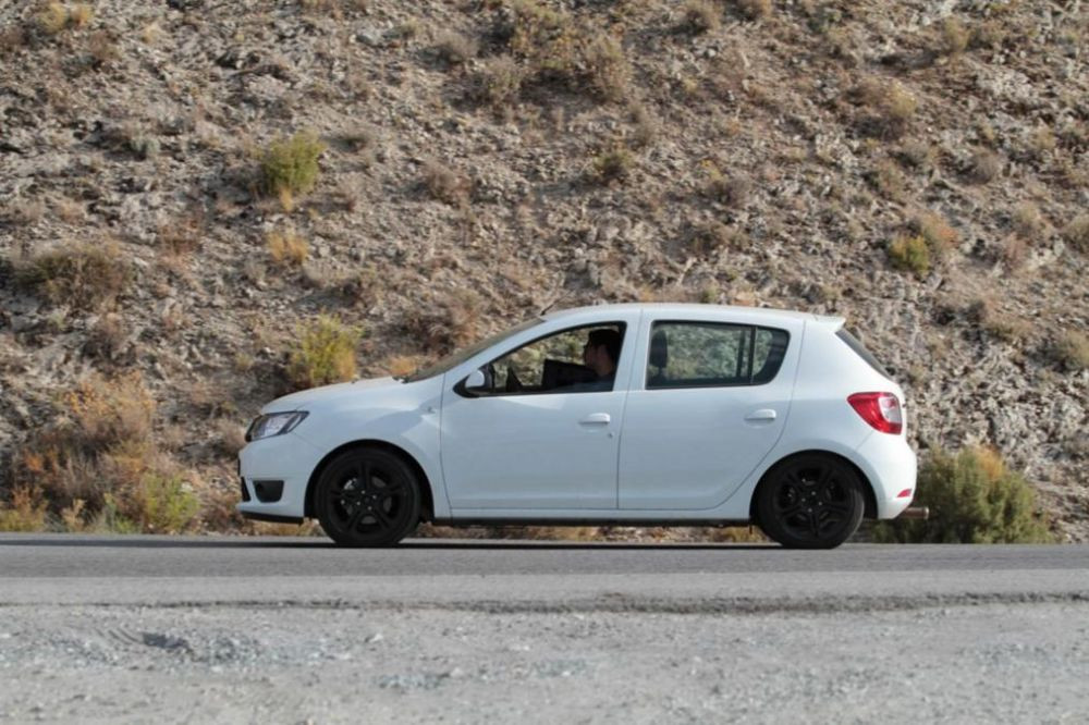 Dacia lanseaza PRIMUL model sport anul acesta! Au aparut noi informatii despre Sandero RS! Surpriza pregatita de producator_11