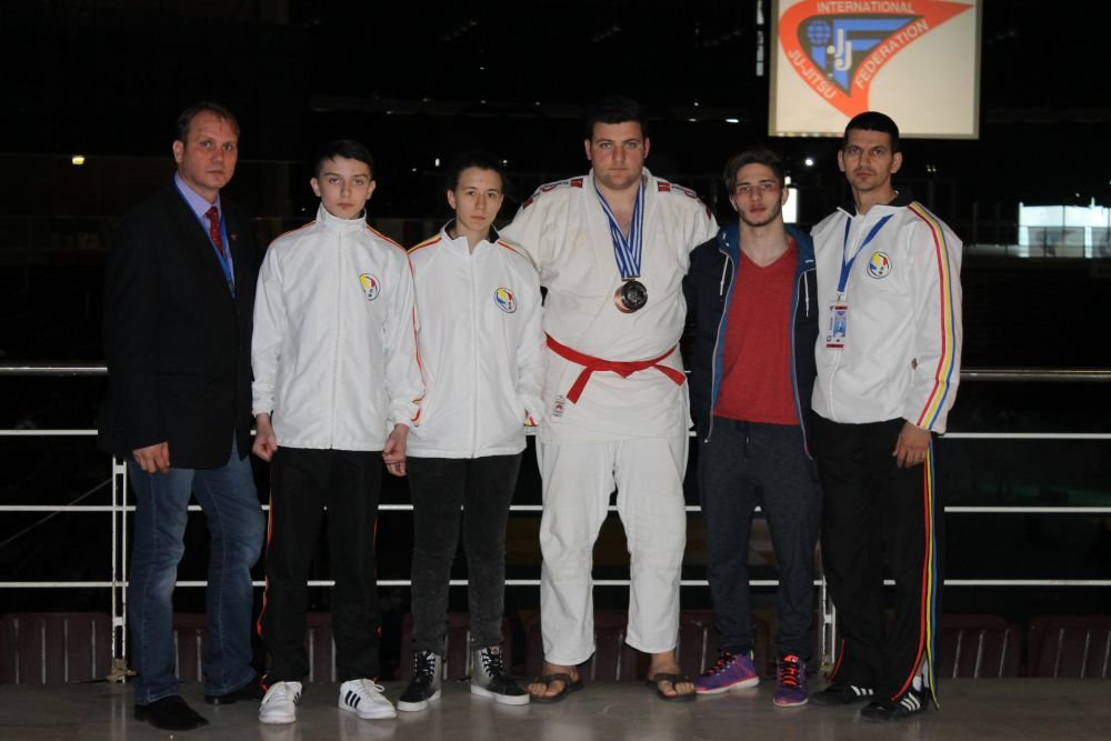 Super performanta pentru lotul Romaniei de Ju-Jitsu! 9 medalii cucerite la Campionatul Mondial de juniori si aspiranti din Grecia_11