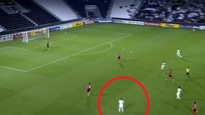Cel mai tare gol pe care nu l-ai vazut | Un qatarez a inscris golul inceputului de an in Liga Campionilor Asiei: lob de la 40 de metri