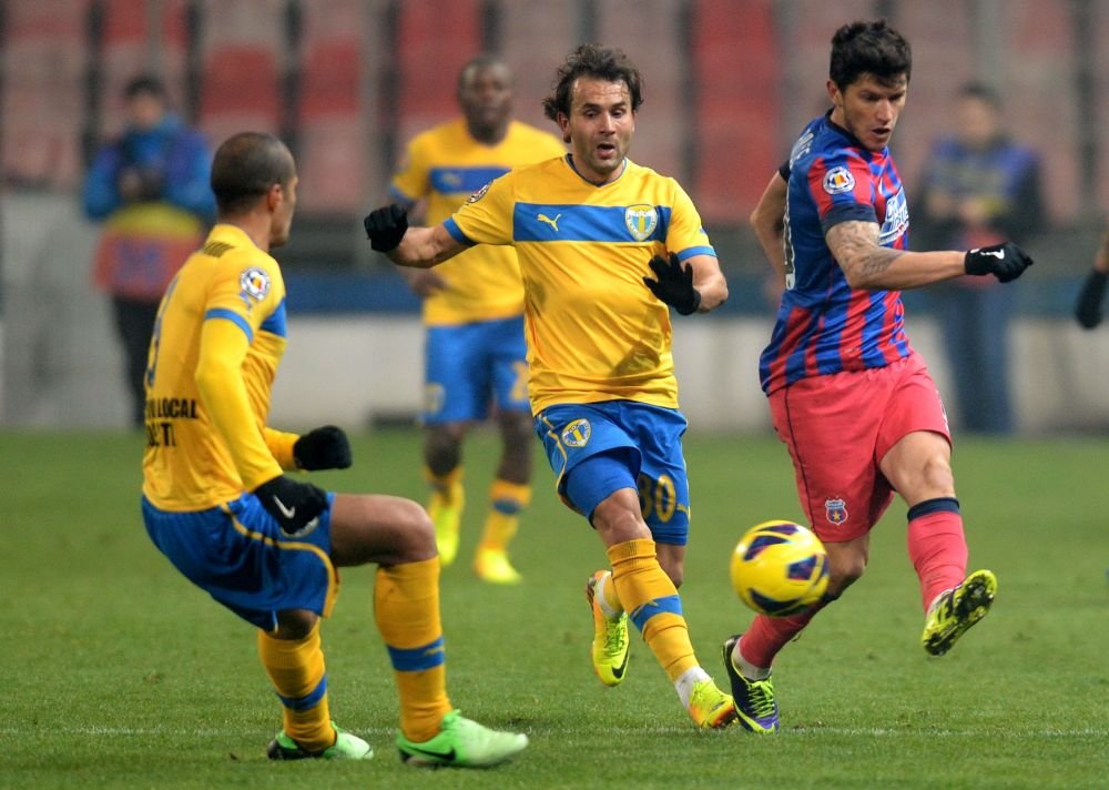 Steaua pierde jucatorul pe care Becali il voia pentru Liga! Teixeira s-a inteles cu un alt club din Liga I! Unde va juca: